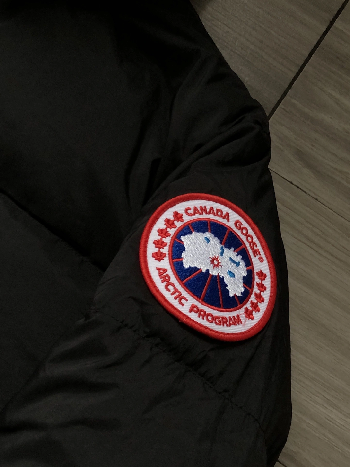 wg.luxury- 6oos5 LAWRENCE PUFFER Everett Down jacket 90 white duck down embroidery 2colour item:E-F524J3004-2